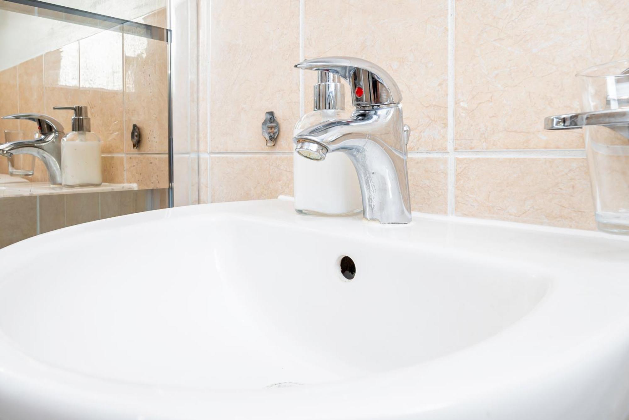Earley Luxury Ensuite Room With Private Entrance Reading Exteriör bild