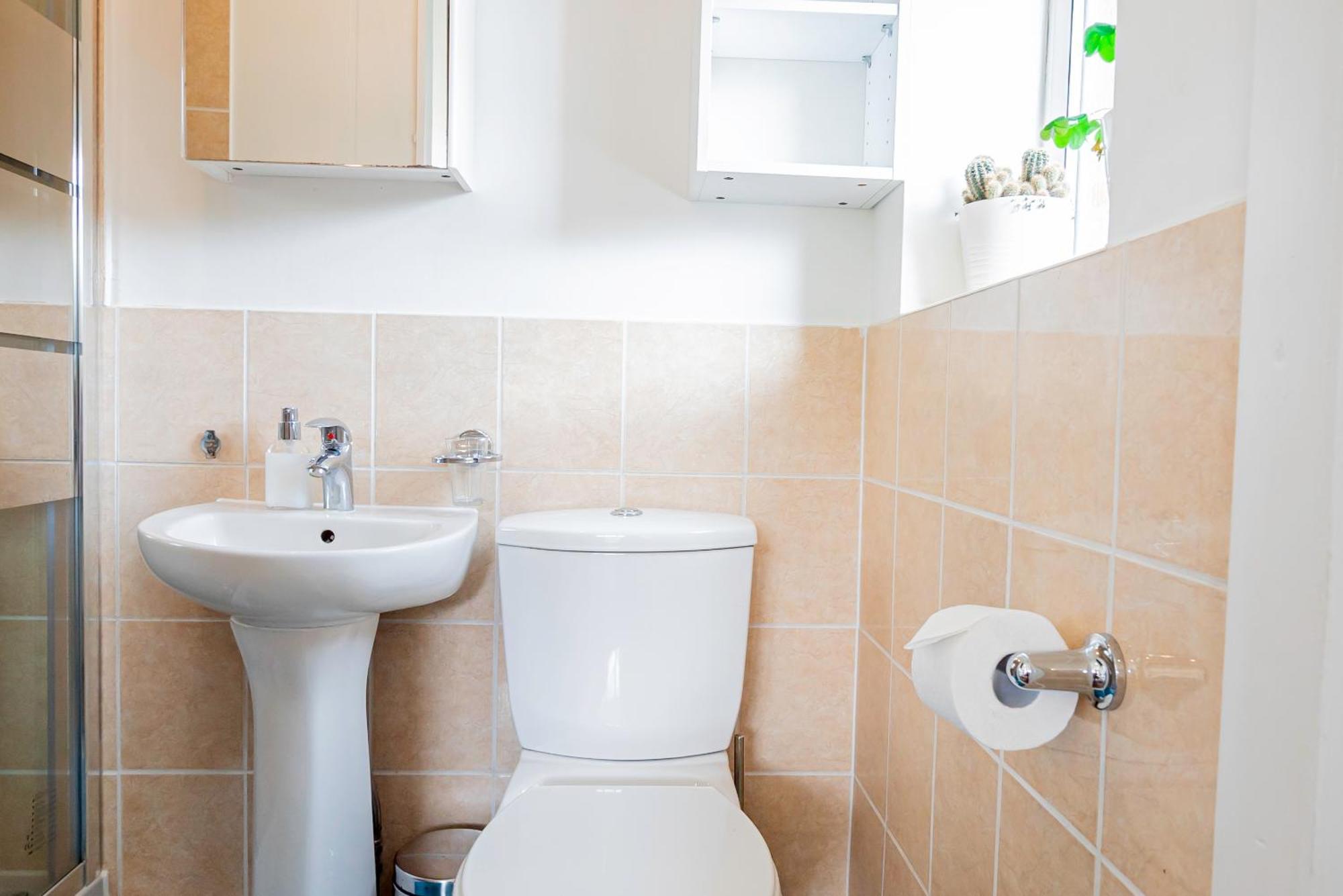 Earley Luxury Ensuite Room With Private Entrance Reading Exteriör bild