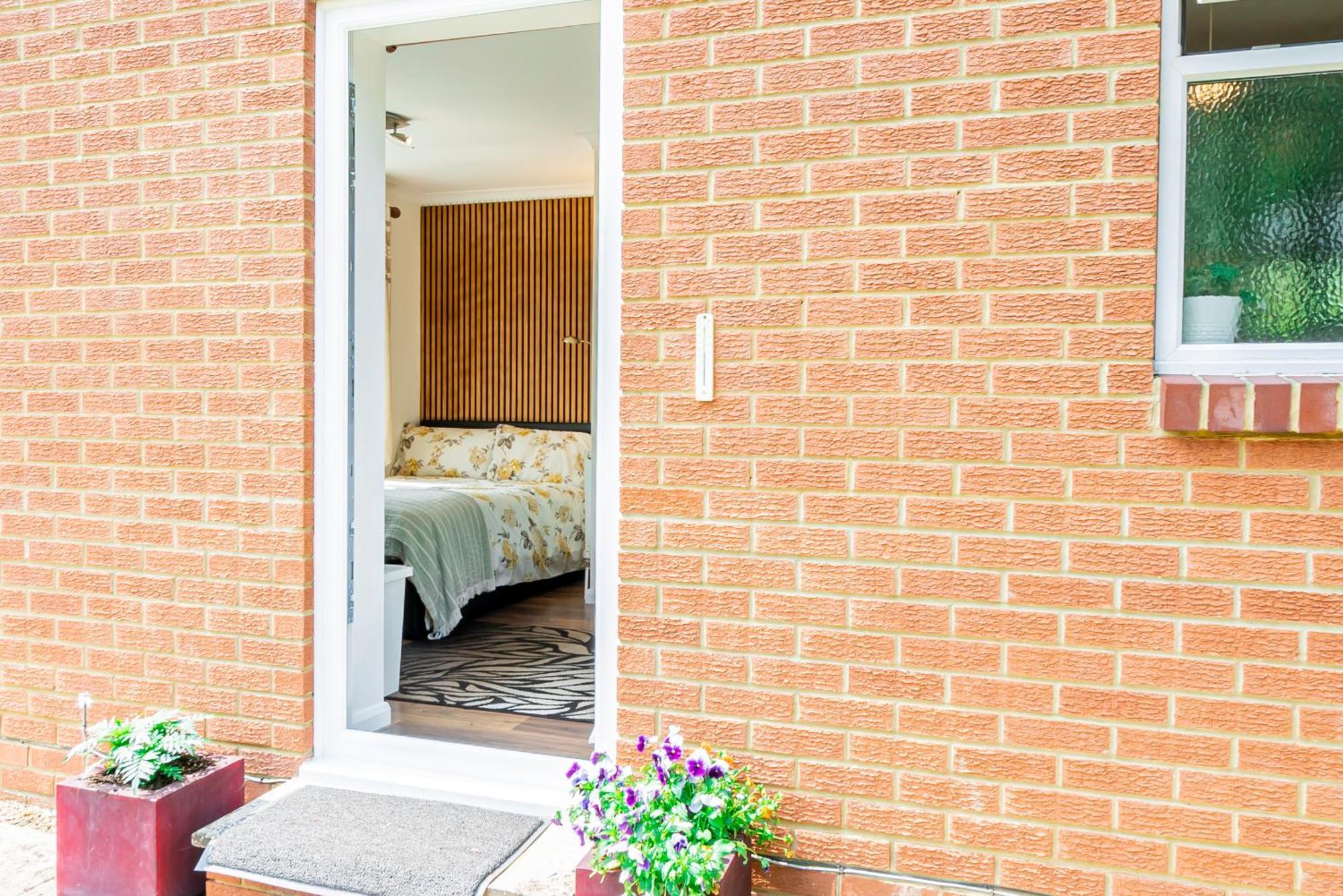Earley Luxury Ensuite Room With Private Entrance Reading Exteriör bild